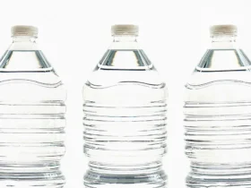 Voorraad van waterflessen