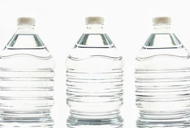 Voorraad van waterflessen