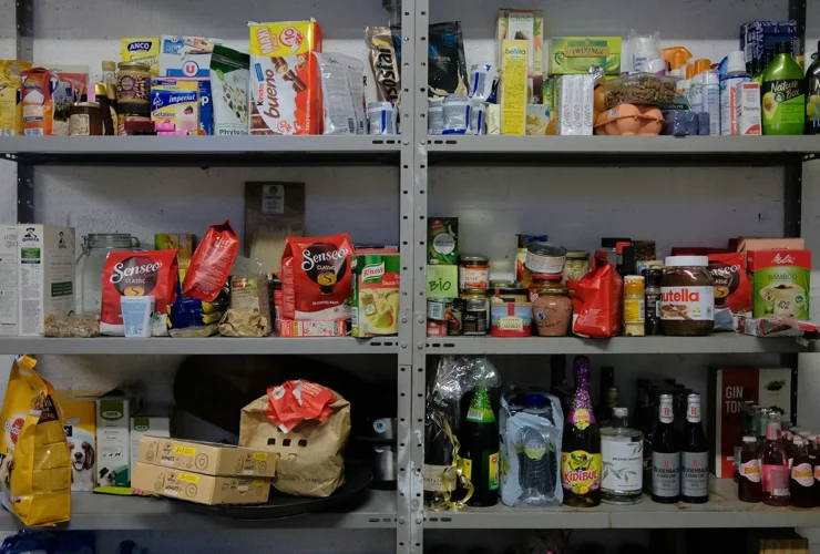 noodrantsoenen voorraad