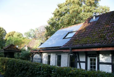Zelfvoorzienend huis met zonnepanelen