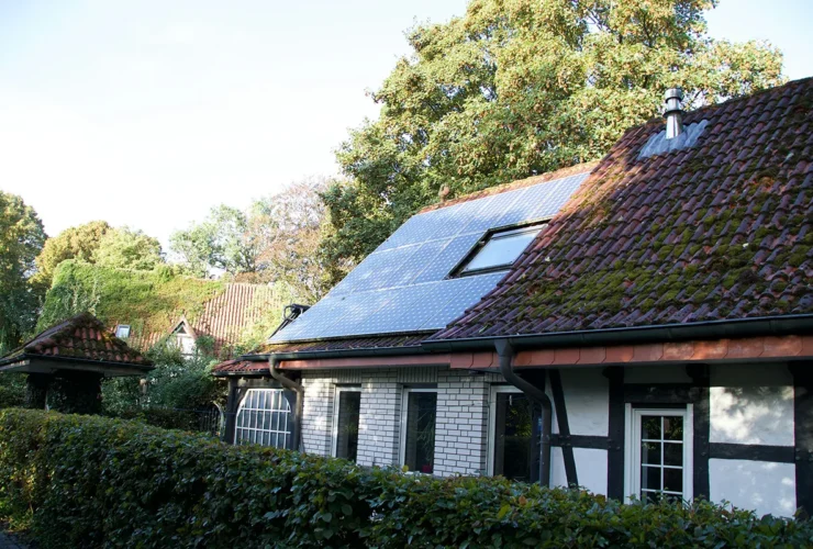 Zelfvoorzienend huis met zonnepanelen